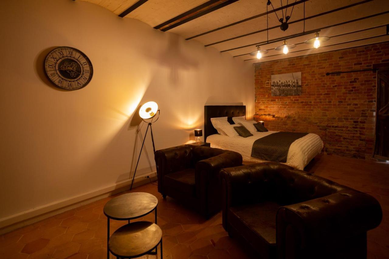 Gury La Ferme Du P'Tit Colibri Bed & Breakfast エクステリア 写真